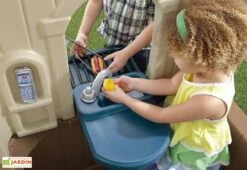 Step2 Cabane Pour Enfants En Plastique Maison De Jardin Neat Cottage 9 Step2 Cabane Pour Enfants En Plastique Maison De Jardin Neat Cottage -Portique Jardin Soldes Magasin maison enfant cabane plastique jardin neat cottage 6