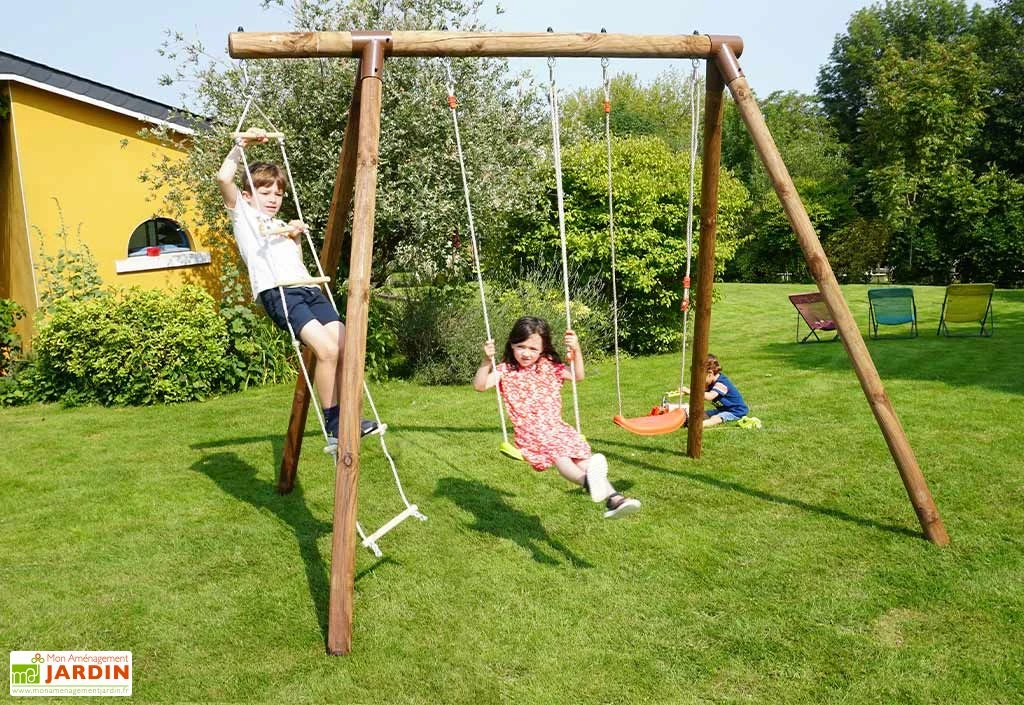 Portique En Bois 3 Enfants 2 Balançoires 1 échelle - Arthur 2 Portique En Bois 3 Enfants 2 Balançoires 1 échelle - Arthur – Image 2